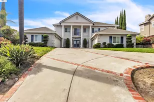 47 Country Club Dr, Brentwood, CA 94513 - Photo 3