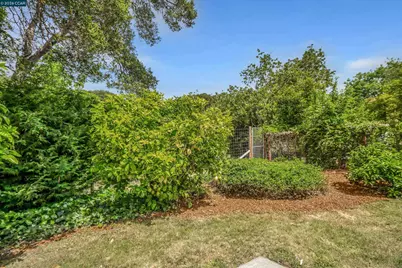 2319 Collins Ave, Pinole, CA 94564 - Photo 35