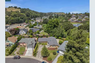 2319 Collins Ave, Pinole, CA 94564 - Photo 37