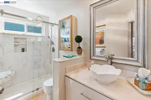 137 Parfait Ln, Alameda, CA 94502 - Photo 25