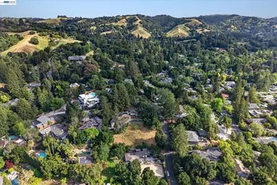 1087 Rahara Dr, A, Lafayette, CA 94549 - Photo 7