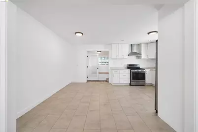 2735 11th St, Oakland, CA 94601 - Photo 11