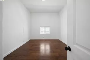 2735 11th St, Oakland, CA 94601 - Photo 19