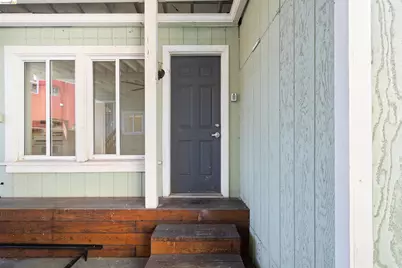 2735 11th St, Oakland, CA 94601 - Photo 49