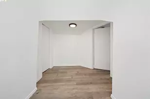 2735 11th St, Oakland, CA 94601 - Photo 25