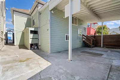 2735 11th St, Oakland, CA 94601 - Photo 59
