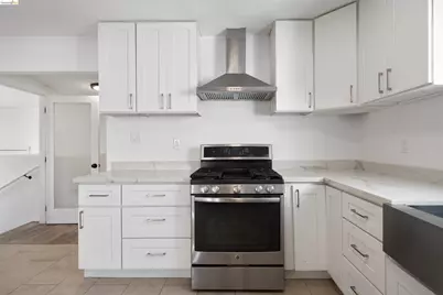 2735 11th St, Oakland, CA 94601 - Photo 15