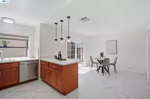 4388 Planet Cir, Union City, CA 94587 - Photo 13