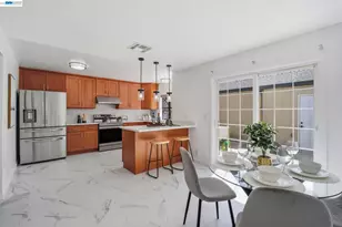 4388 Planet Cir, Union City, CA 94587 - Photo 17