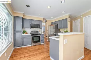 150 Trenton Cir, Pleasanton, CA 94566 - Photo 11