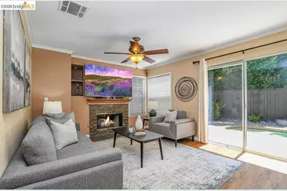 150 Trenton Cir, Pleasanton, CA 94566 - Photo 17