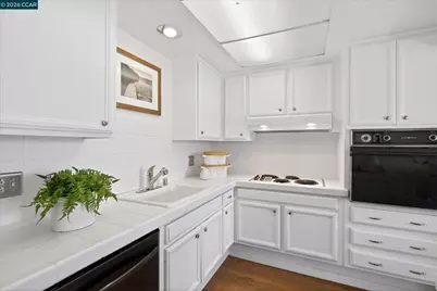 3101 Golden Rain Rd #2, Walnut Creek, CA 94595 - Photo 9