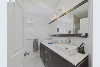 1241-1241B Ashby Ave, Berkeley, CA 94702 - Photo 21