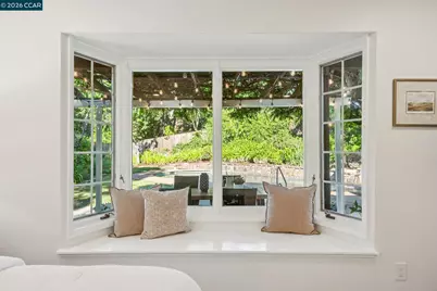 1026 Windsor Dr, Lafayette, CA 94549 - Photo 23