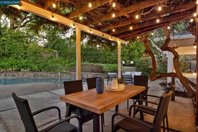 1026 Windsor Dr, Lafayette, CA 94549 - Photo 47