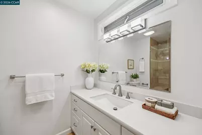 1026 Windsor Dr, Lafayette, CA 94549 - Photo 25