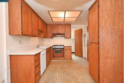 1409 Bel Air Dr #A, Concord, CA 94521 - Photo 15