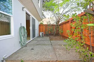 1409 Bel Air Dr, Concord, CA 94521 - Photo 7