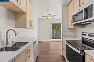 29 Leafwood Cir, San Rafael, CA 94901 - Photo 5