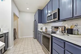 38740 Tyson Ln, Fremont, CA 94536 - Photo 9