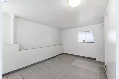 1829 22nd St, Oakland, CA 94606 - Photo 41