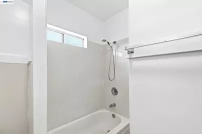 1829 22nd St, Oakland, CA 94606 - Photo 13