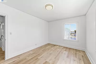 1829 22nd St, Oakland, CA 94606 - Photo 39