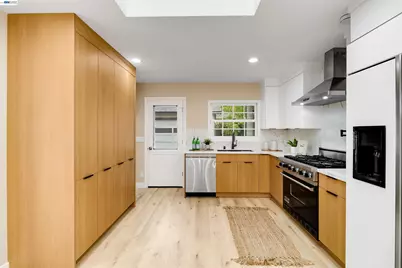 1158 Fremont St, San Jose, CA 95126 - Photo 17