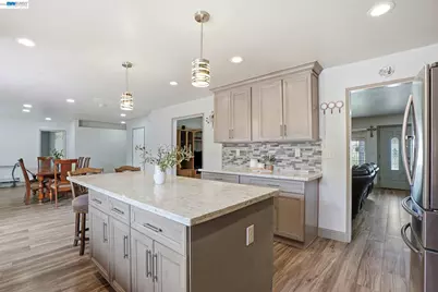 11378 Mountain View Rd, Tracy, CA 95376 - Photo 15