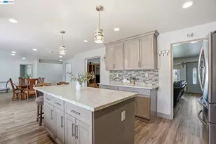 11378 Mountain View Rd, Tracy, CA 95376 - Photo 15