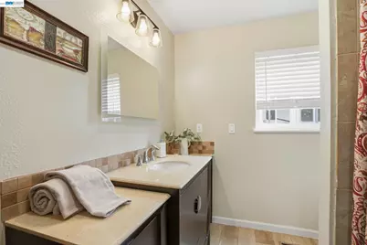 11378 Mountain View Rd, Tracy, CA 95376 - Photo 33