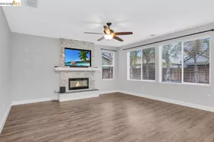 8461 Pinehollow Cir, Discovery Bay, CA 94505 - Photo 7