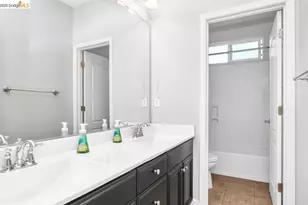 8461 Pinehollow Cir, Discovery Bay, CA 94505 - Photo 23