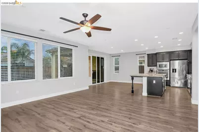 8461 Pinehollow Cir, Discovery Bay, CA 94505 - Photo 9