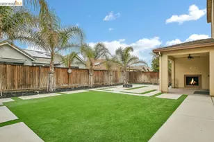 8461 Pinehollow Cir, Discovery Bay, CA 94505 - Photo 33