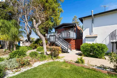 22427 Montgomery St, Hayward, CA 94541 - Photo 43