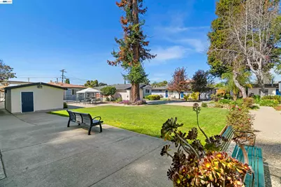 22427 Montgomery St, Hayward, CA 94541 - Photo 25