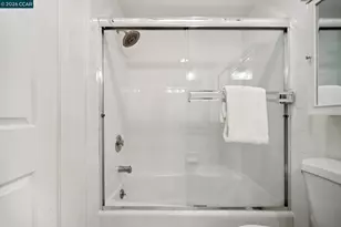 3058 Polk St, San Francisco, CA 94109 - Photo 29