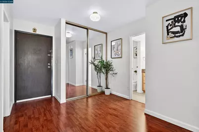 2005 Pleasant Valley Ave #103, Oakland, CA 94611 - Photo 5