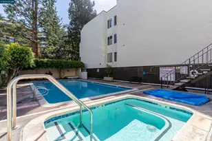 2005 Pleasant Valley Ave, Oakland, CA 94611 - Photo 43