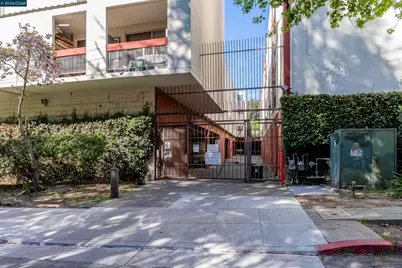 2005 Pleasant Valley Ave #103, Oakland, CA 94611 - Photo 43