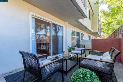 2005 Pleasant Valley Ave #103, Oakland, CA 94611 - Photo 35