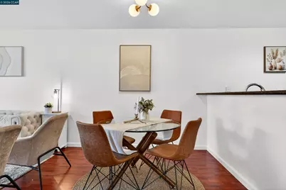 2005 Pleasant Valley Ave #103, Oakland, CA 94611 - Photo 15