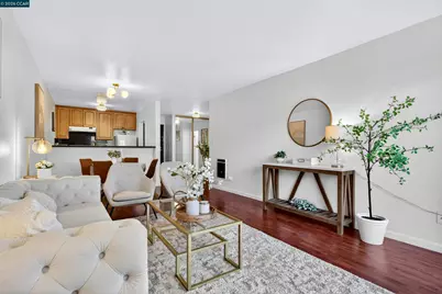 2005 Pleasant Valley Ave #103, Oakland, CA 94611 - Photo 9