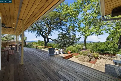 142 Crestview Dr, Orinda, CA 94563 - Photo 23