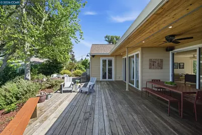 142 Crestview Dr, Orinda, CA 94563 - Photo 29