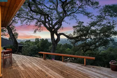 142 Crestview Dr, Orinda, CA 94563 - Photo 31