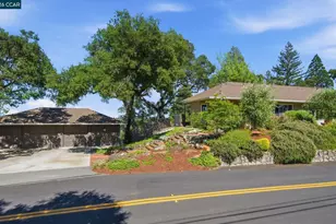 142 Crestview Dr, Orinda, CA 94563 - Photo 51