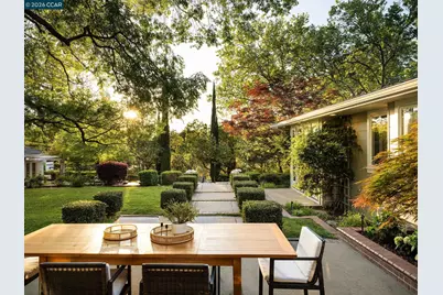 8 Sycamore Rd, Orinda, CA 94563 - Photo 27