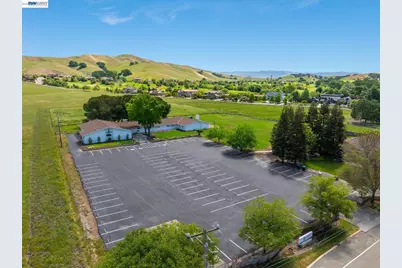 6656 Alisal St, Pleasanton, CA 94566 - Photo 5